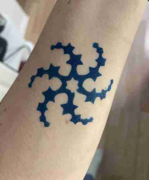 Dočasné airbrush tetování